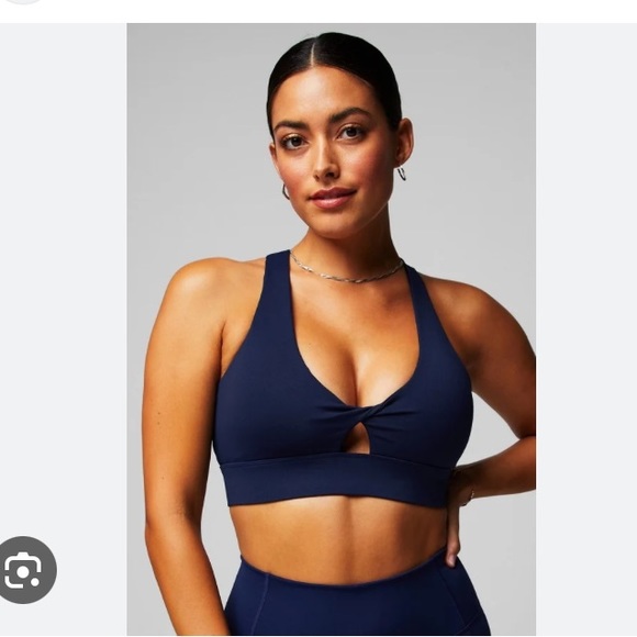 🔥LN! Fabletics Oasis Twist Bra🦕 - Picture 2 of 4